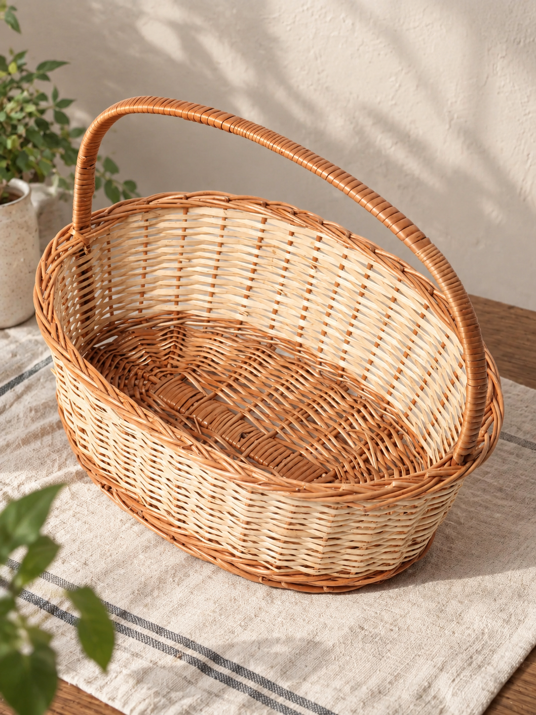 Handwoven Wicker Gift Hamper Basket for Fruits, Snacks, and Home Gifting — Canewoven