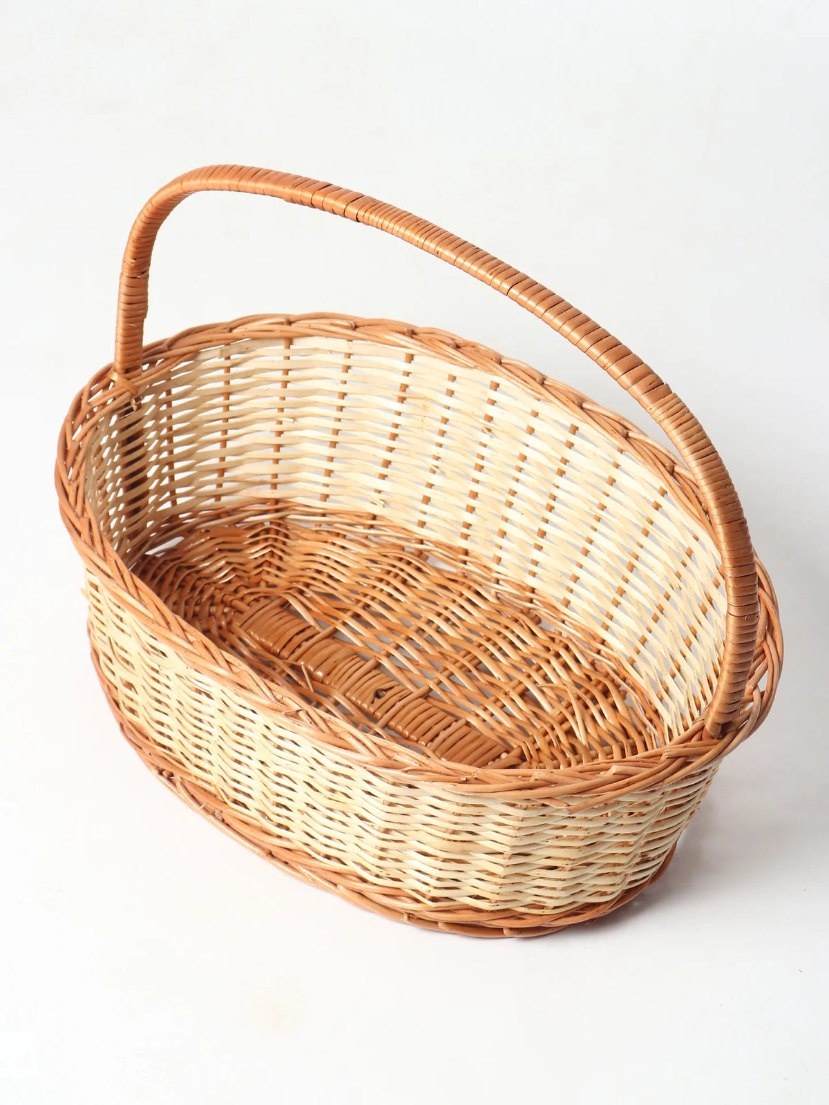 Handwoven Wicker Gift Hamper Basket for Fruits, Snacks, and Home Gifting — Canewoven